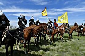 Властелины Великой степи: Как калмыки-ойраты покорили Прикаспий и бросили вызов Крыму Властелины Великой степи: Как калмыки-ойраты покорили Прикаспий и бросили вызов Крыму