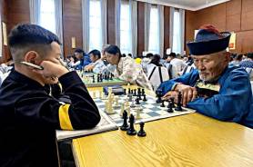 Монгольские народы и шахматы: от шатар к современности Монгольские народы и шахматы: от шатар к современности