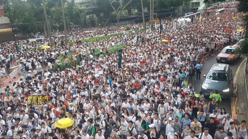 HK2790 В Гонконге миллионы вышли на улицы против соглашения об экстрадиции с Китаем
